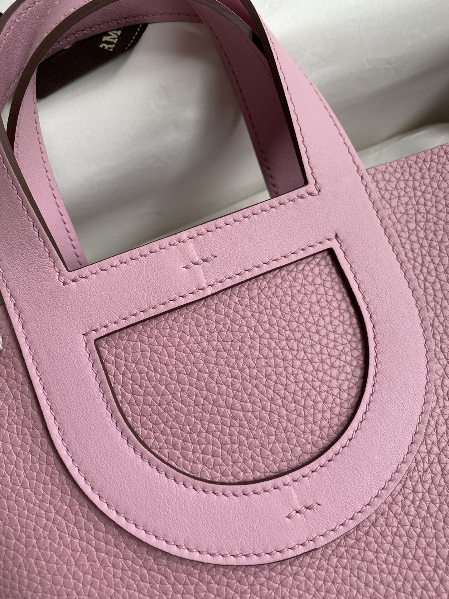 Hermes In The Loop 18 Bag In Mauve Sylvestr Clemence Leather